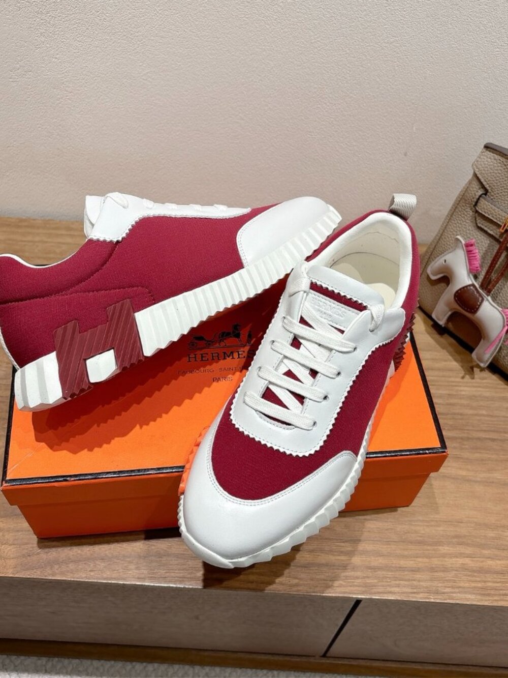 Classic Hermes Shoes: A Stylish and Versatile Choice for Elegance